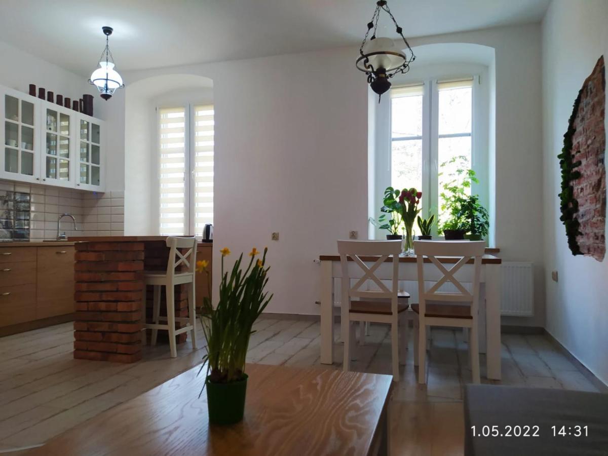 Apartament Przy Zamku Pszczyna Exterior foto